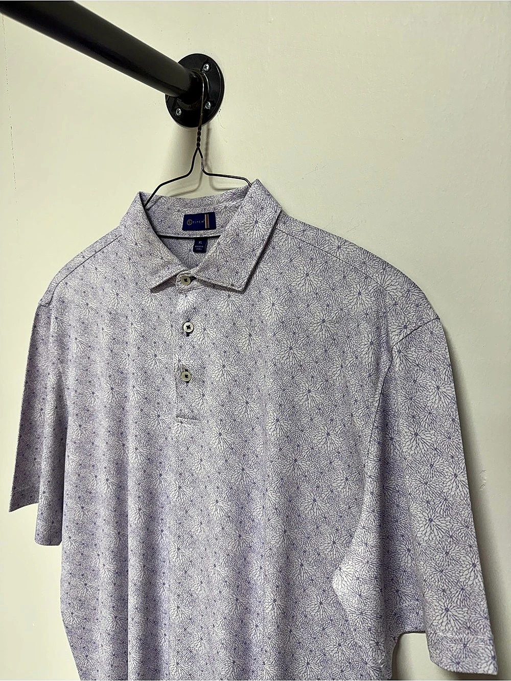 Stitch Golf Floral Polo in Purple & White Size XL Like New